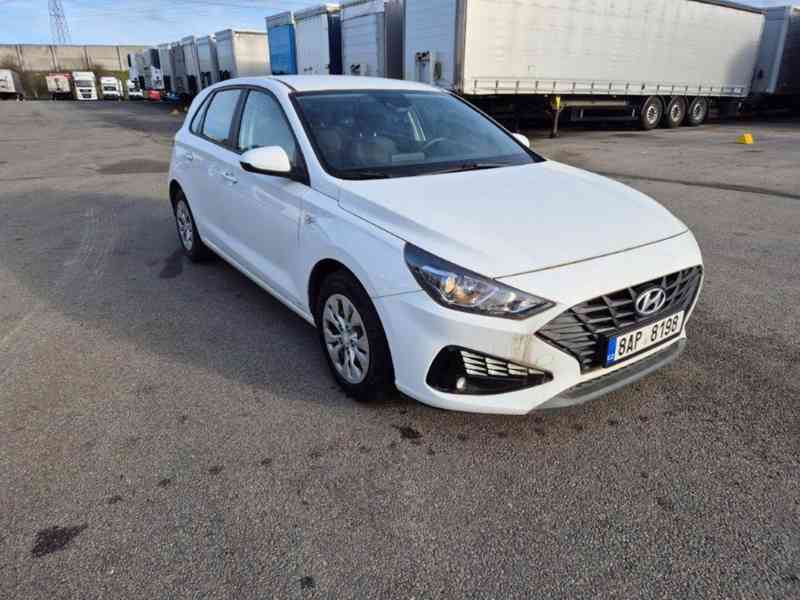 HYUNDAI i30 1.5 CVVT - foto 2