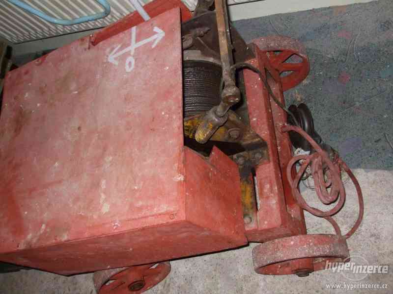 Stavební elektrický vrátek - foto 2