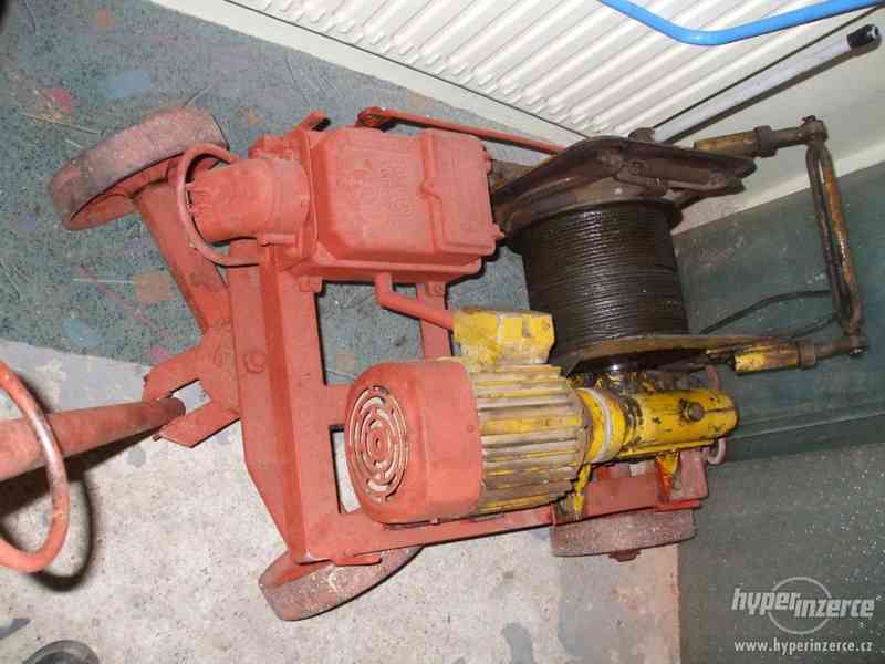 Stavební elektrický vrátek - foto 4