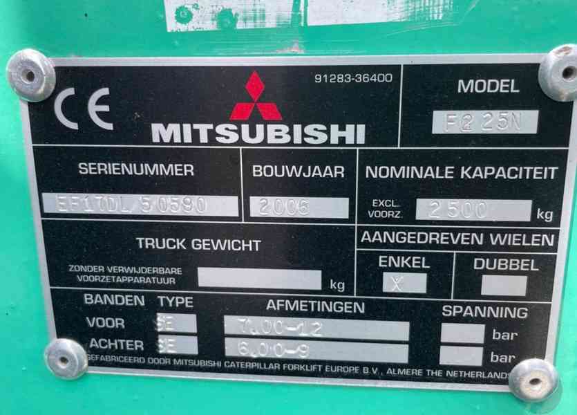 Vysokozdvižný vozík Mitsubishi 2,5 tuny triplex - foto 9