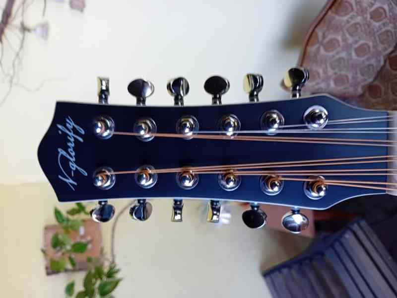 12-ti strunná elektroakustická kytara  - foto 6