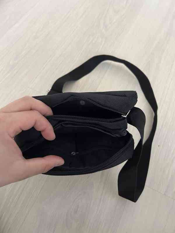 Taštička přes rameno černá - foto 5