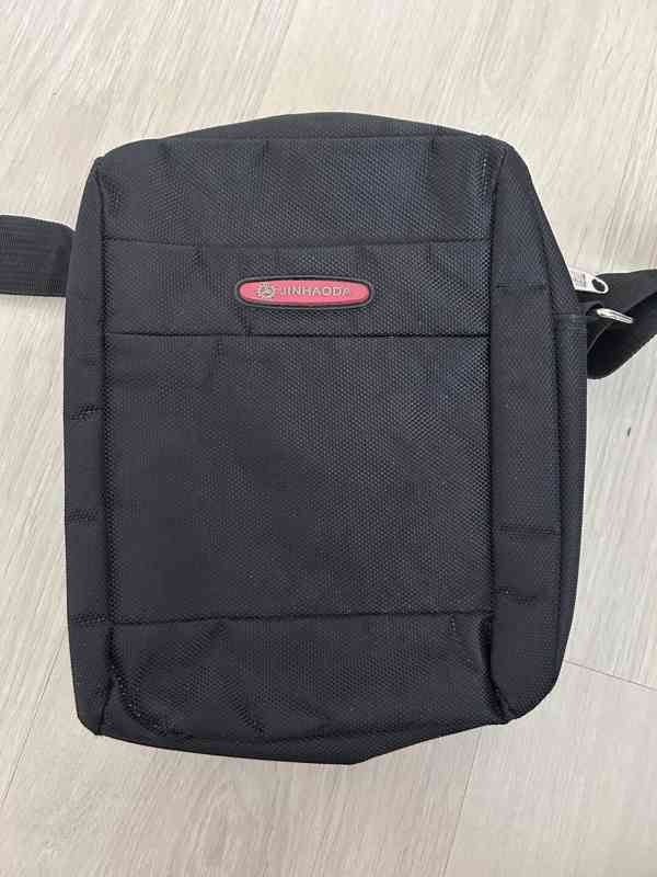 Taštička přes rameno černá - foto 2