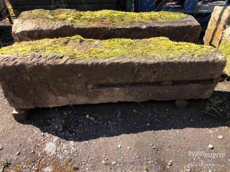 Plotové pískovcové sloupky - foto 4