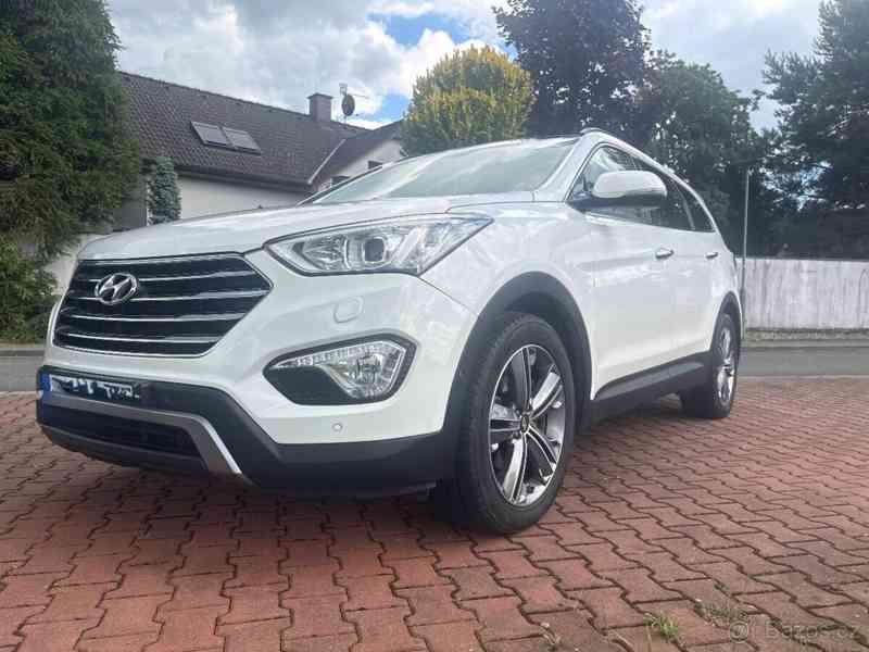 Hyundai Grand Santa Fe 2,2   CRDi 4x4 7míst tažné - foto 11