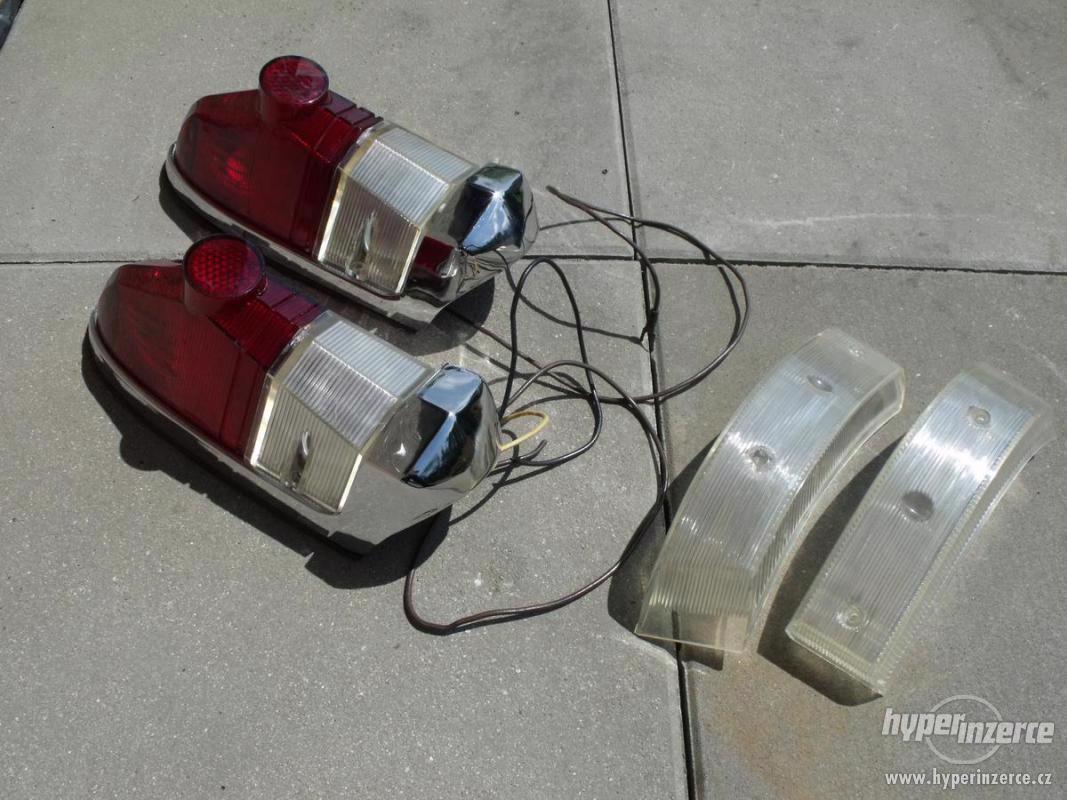 Volha GAZ 21 Volga Carevna - nepoužité zadní lampy a blikače - foto 1
