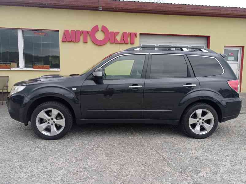 Subaru Forester 2.5i-VRX 169kW/4x4/Výhřev/Tažné/ČR - foto 6