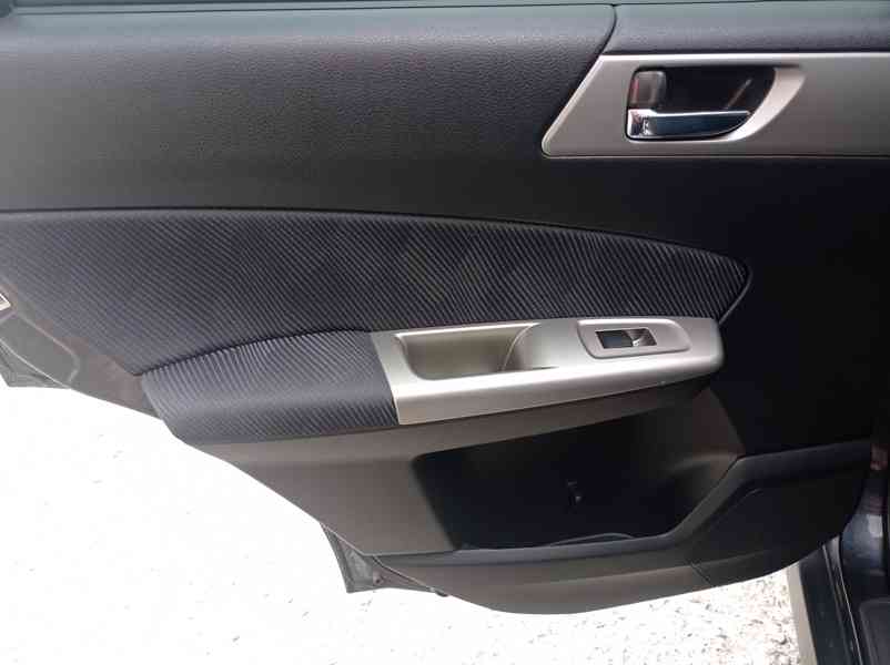 Subaru Forester 2.5i-VRX 169kW/4x4/Výhřev/Tažné/ČR - foto 12