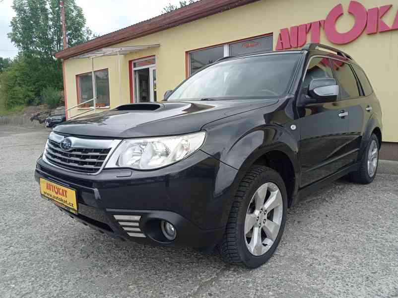 Subaru Forester 2.5i-VRX 169kW/4x4/Výhřev/Tažné/ČR - foto 7