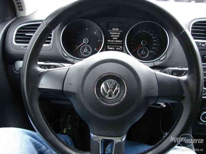 VW Golf 1,6 TDi (r.v.-2011,serviska)1.Majitel - foto 12