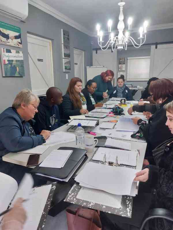 finančního zprostředkovatele