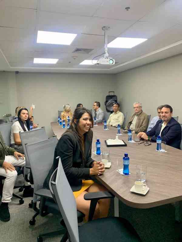 finančního zprostředkovatele - foto 2