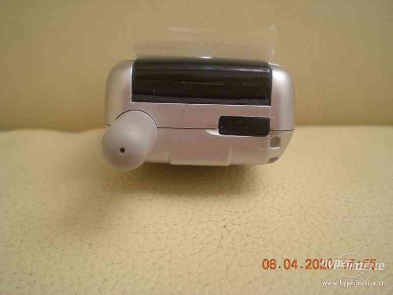 Motorola V180 - funkční véčkový telefon - foto 7