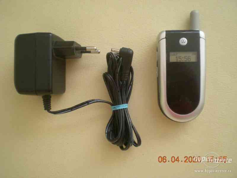 Motorola V180 - funkční véčkový telefon - foto 11