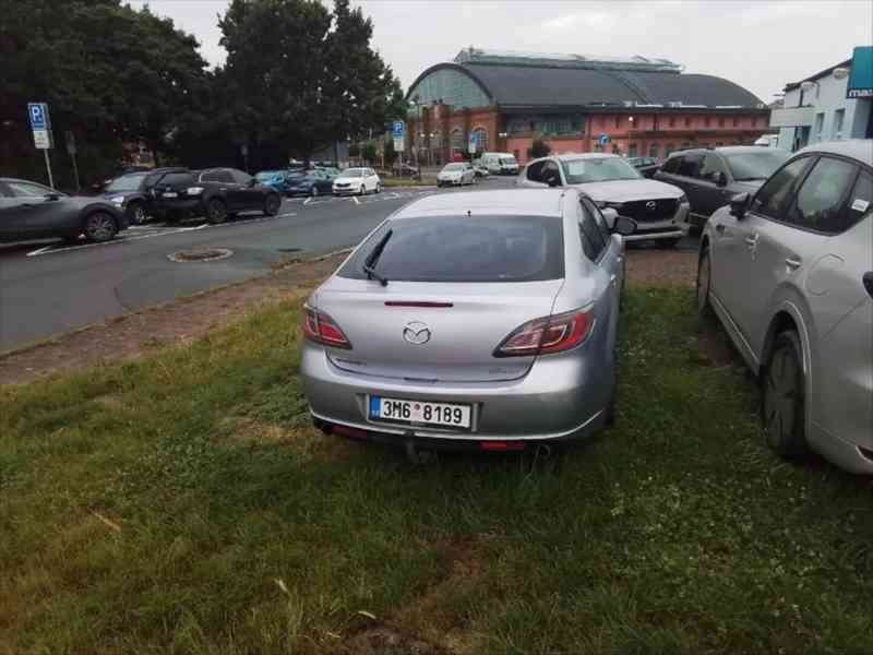 Mazda 6 2,0 r. v. 2008 - foto 3