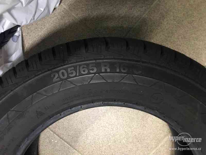 Nové zimní pneumatiky Continental, 205/65 R 16C - foto 2