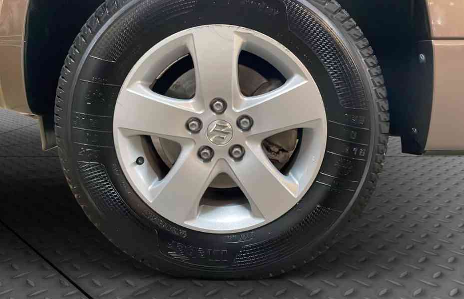 Suzuki Grand Vitara 2.4i Comfort benzín 122kw - foto 16