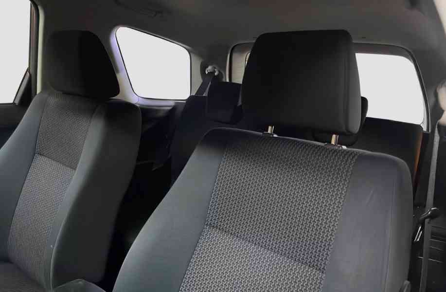 Suzuki Grand Vitara 2.4i Comfort benzín 122kw - foto 17