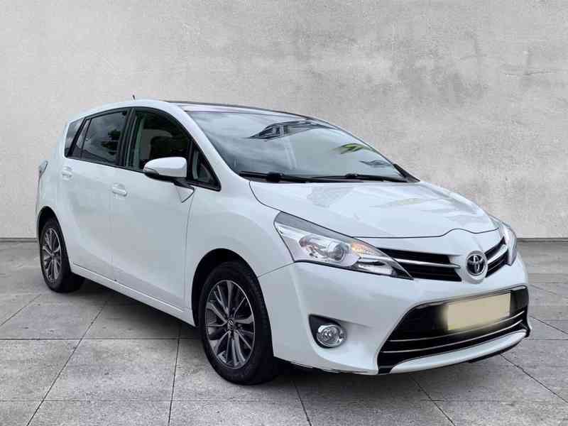 Toyota Verso 1,8i COMFORT benzín 108kw - foto 2
