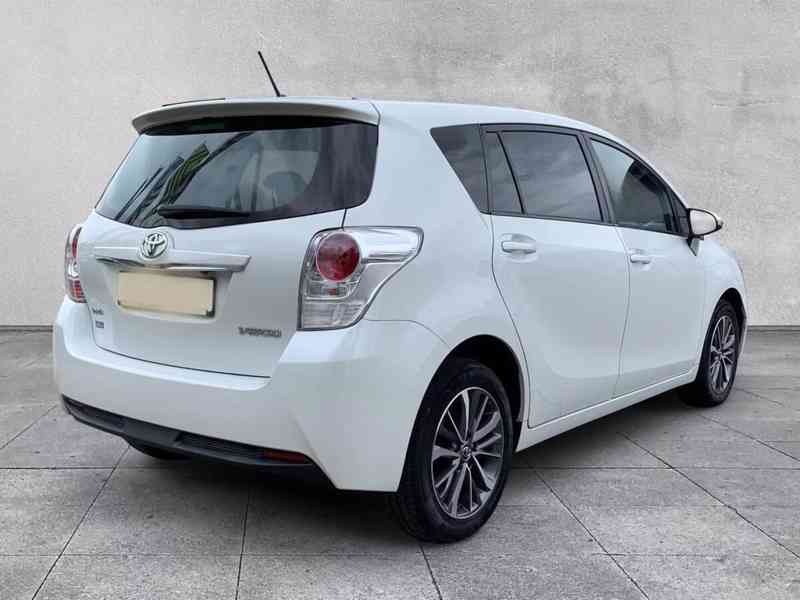 Toyota Verso 1,8i COMFORT benzín 108kw - foto 29