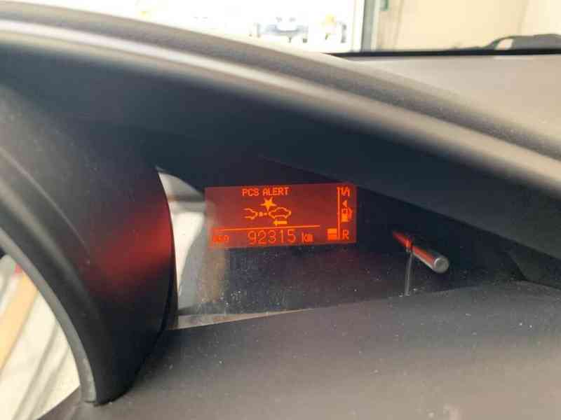 Toyota Verso 1,8i COMFORT benzín 108kw - foto 32
