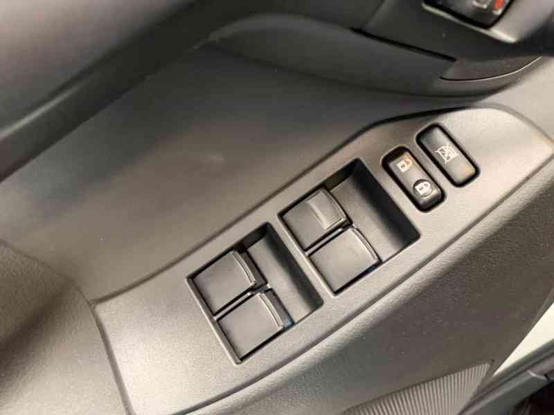 Toyota Verso 1,8i COMFORT benzín 108kw - foto 25