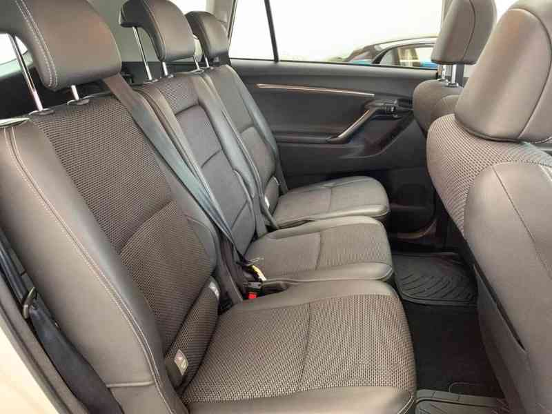 Toyota Verso 1,8i COMFORT benzín 108kw - foto 31