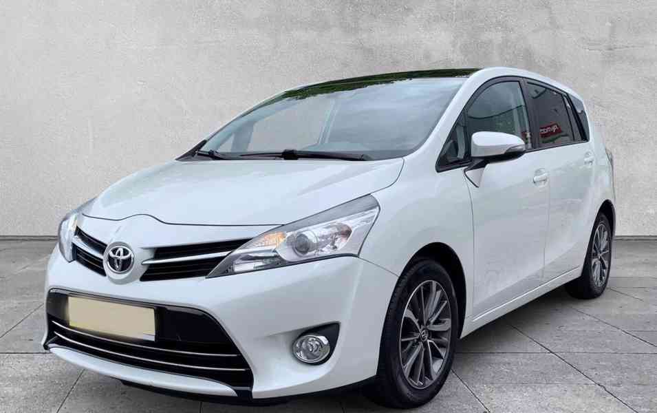 Toyota Verso 1,8i COMFORT benzín 108kw - foto 1