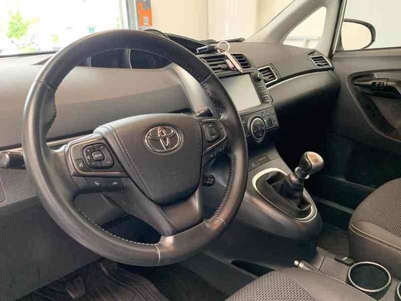 Toyota Verso 1,8i COMFORT benzín 108kw - foto 15
