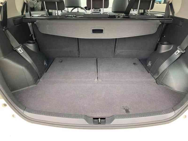Toyota Verso 1,8i COMFORT benzín 108kw - foto 27