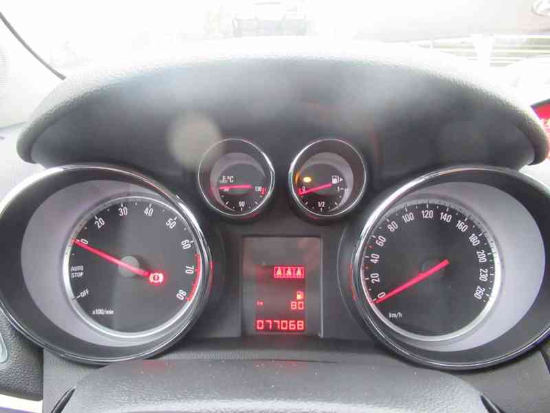 Opel Mokka 1.6 ecoFLEX benzín 85kw - foto 5