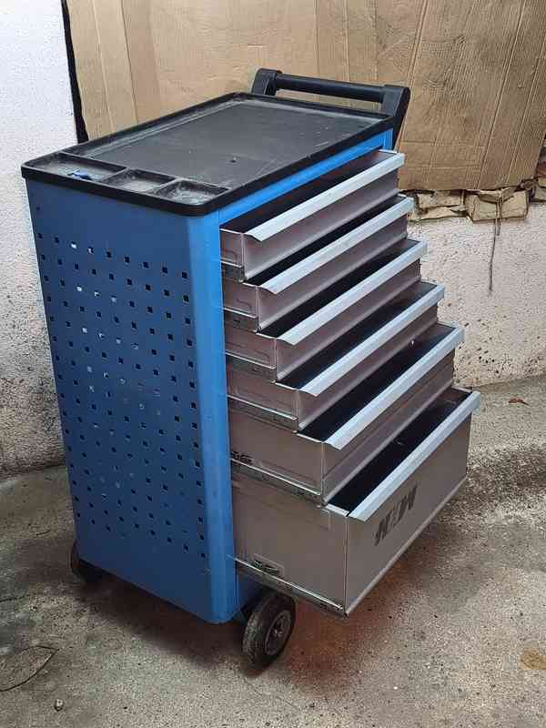 Prodám PROFI ROBUSNÍ dílenský vozík na nářadí HHW Hommel Her