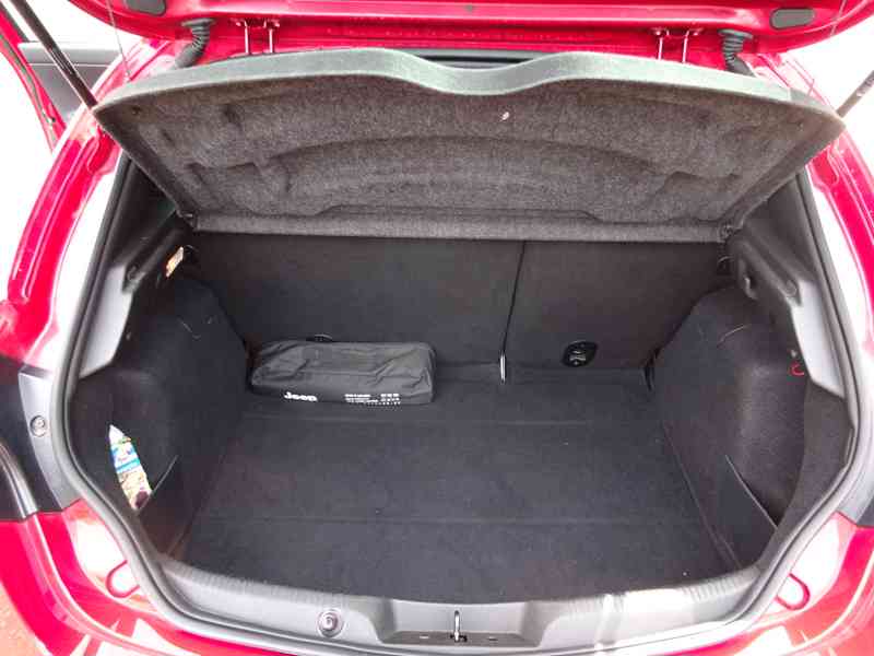 Alfa Romeo 1.6 JTD Guilette r.v.2018 1.Maj.serv.kníž.ČR - foto 15