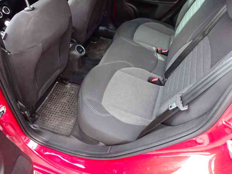 Alfa Romeo 1.6 JTD Guilette r.v.2018 1.Maj.serv.kníž.ČR - foto 14
