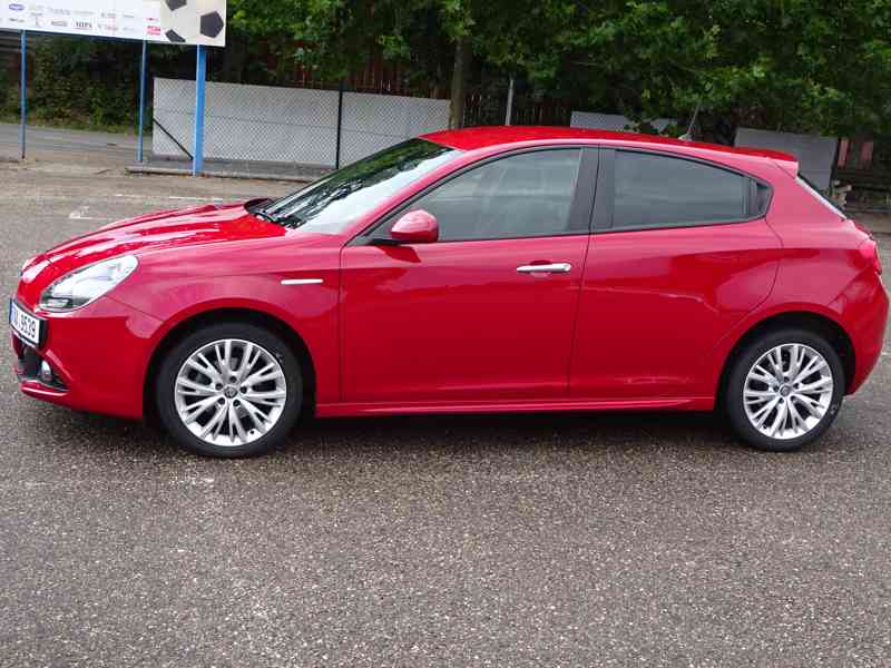 Alfa Romeo 1.6 JTD Guilette r.v.2018 1.Maj.serv.kníž.ČR - foto 3