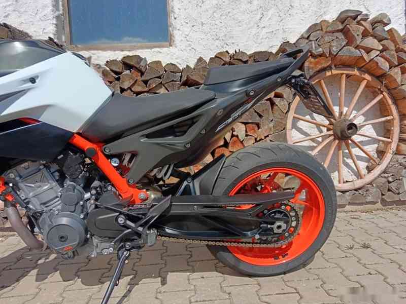 KTM DUKE 890 R - foto 10