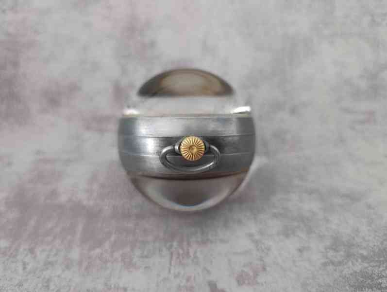 Starožitné švýcarské hodinky OMEGA ve skleněné, erotika - foto 6