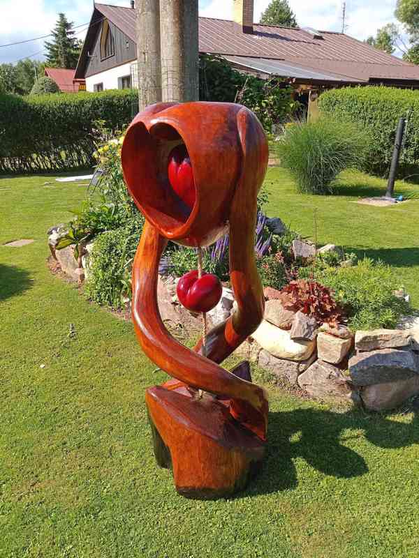 Dřevěné sochy - Srdcový abstrakt - foto 2