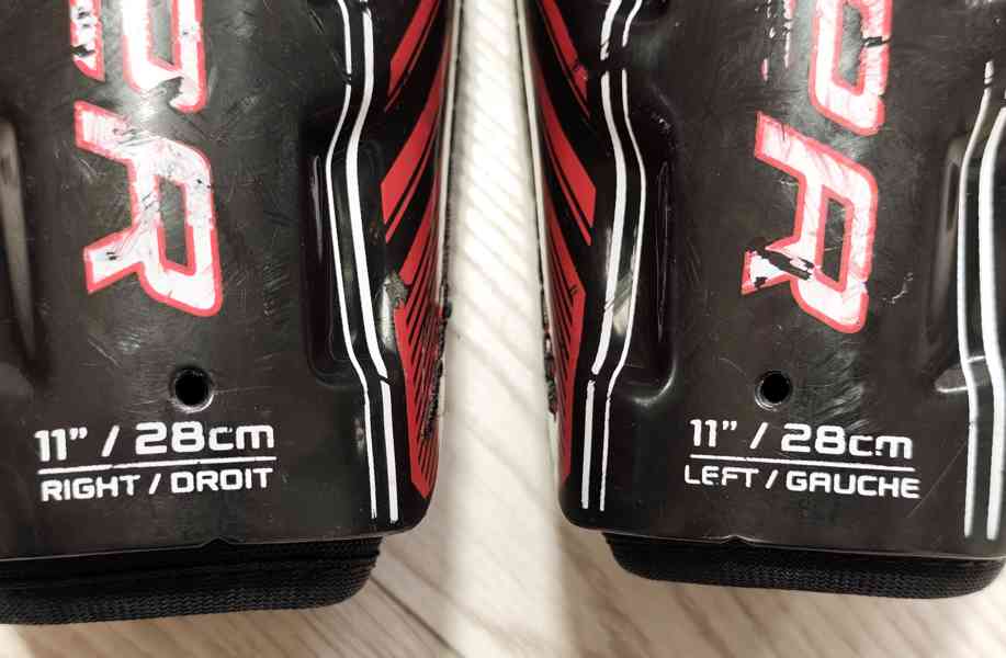 Dětské holení chrániče Bauer na lední hokej velikost 11" - foto 4