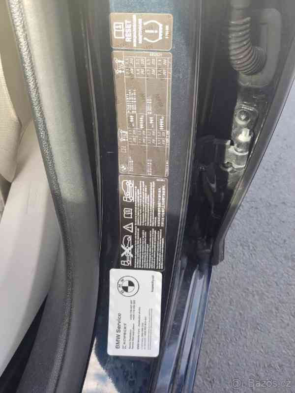 BMW Řada 7 3,0   730d - foto 9