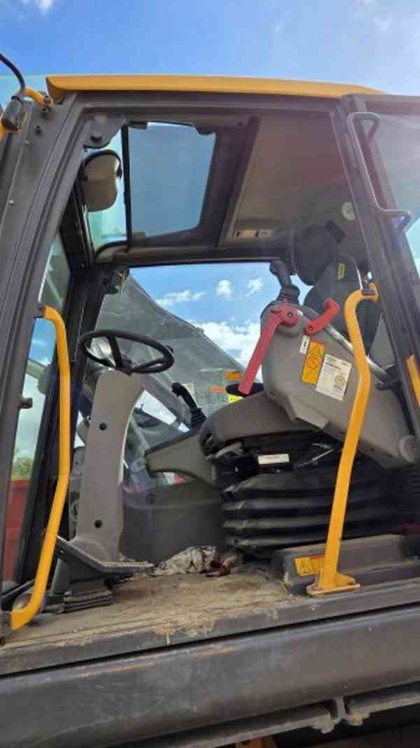 17t bagr Volvo EW140D vývody 4lopaty klima kamera - foto 9