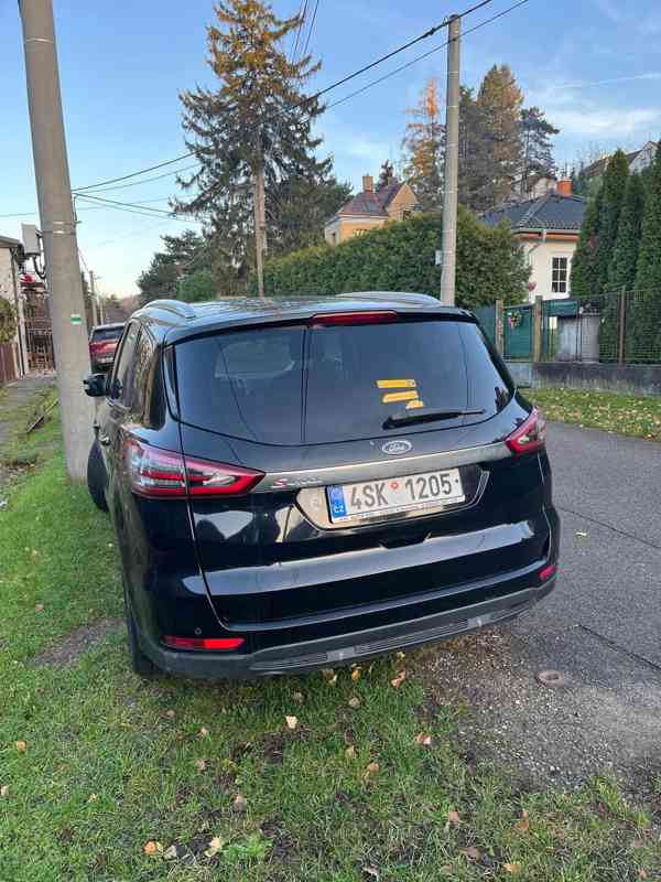 Ford S-Max černý 2017 - foto 2