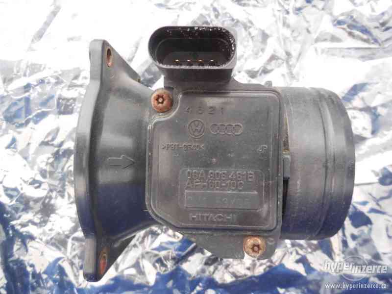 Váha vzduchu 1.6 74KW originál Hitachi 06A906461B - foto 1