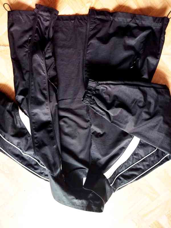 jarní bunda z obchodu House - foto 4