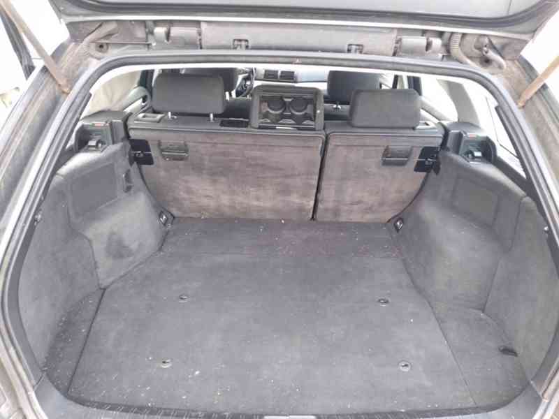 BMW 330d TOURING 135kW - foto 22