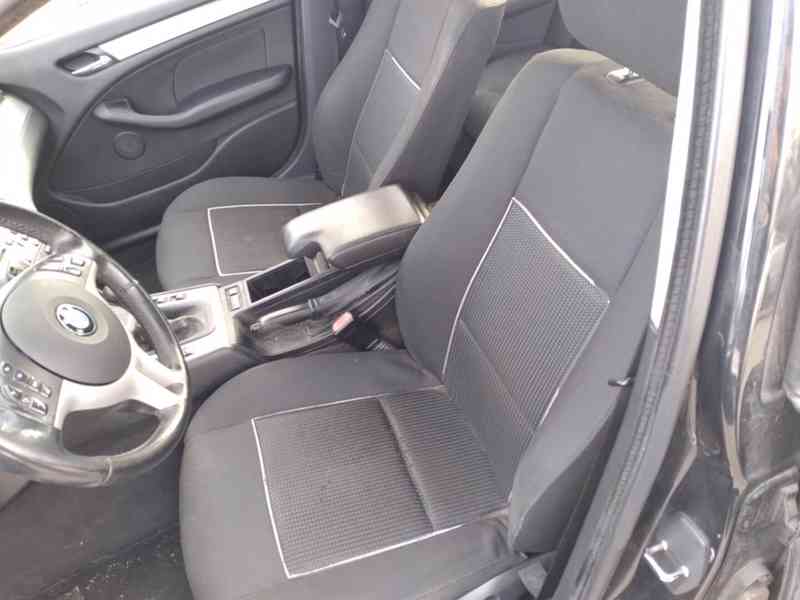 BMW 330d TOURING 135kW - foto 12