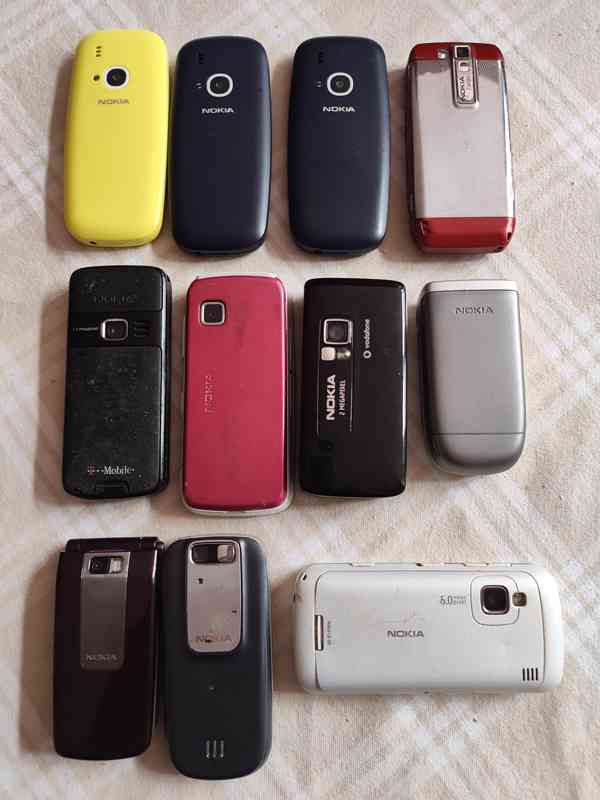 Mobilní tlačítkové telefony Nokia č.2 - foto 2