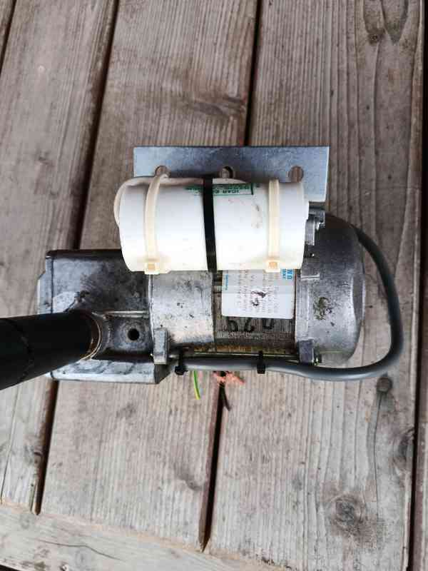 Servomotor  - foto 2