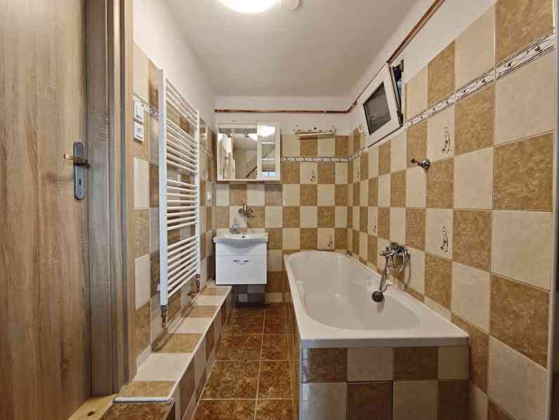 Pronájem bytu 3+1 88 m², Pardubice - Zelené Předměstí - foto 7