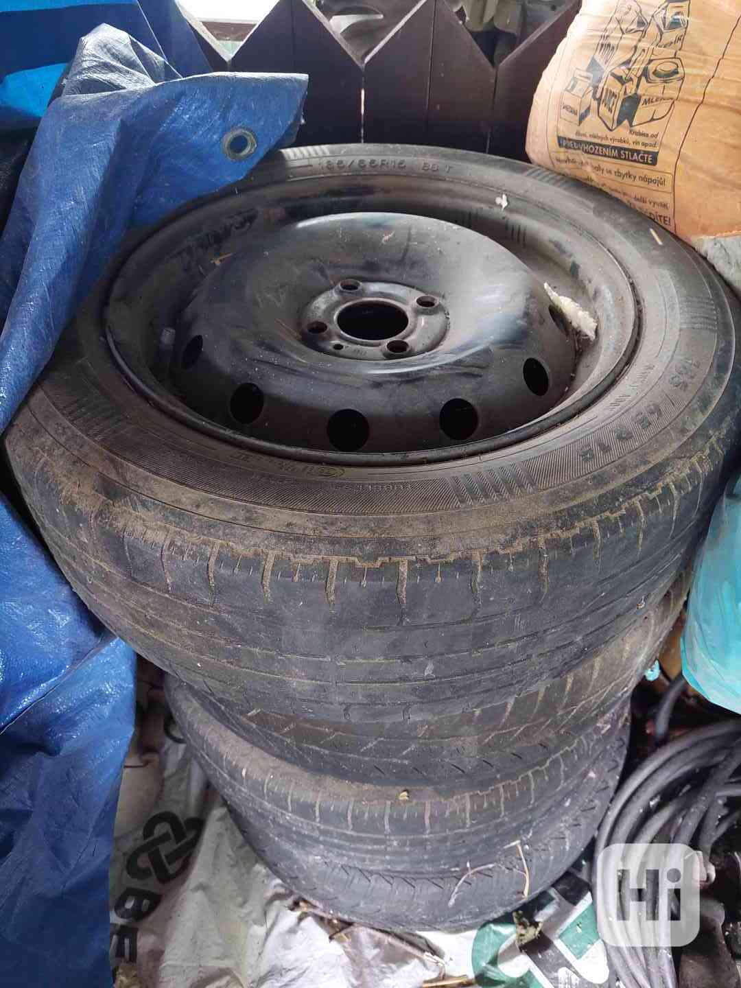 4 kola 185/65 r15 - foto 1